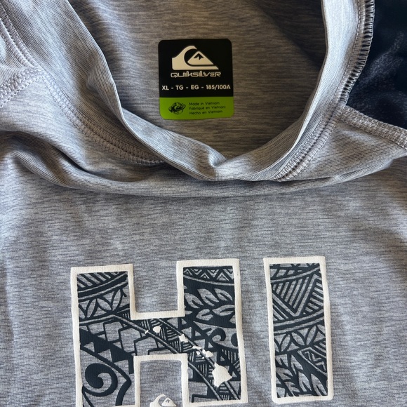 Quiksilver Rashguard - Picture 2 of 4